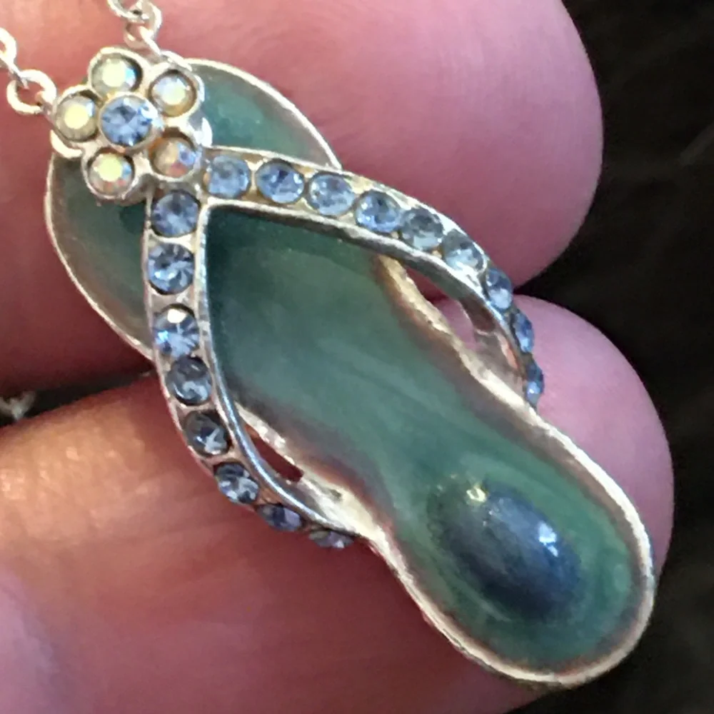 Avon faceted glass